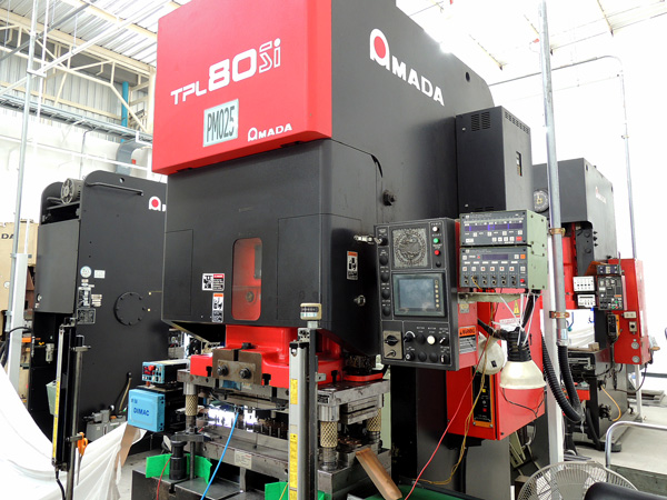 リンクモーションプレス アマダ TPL-80Si
